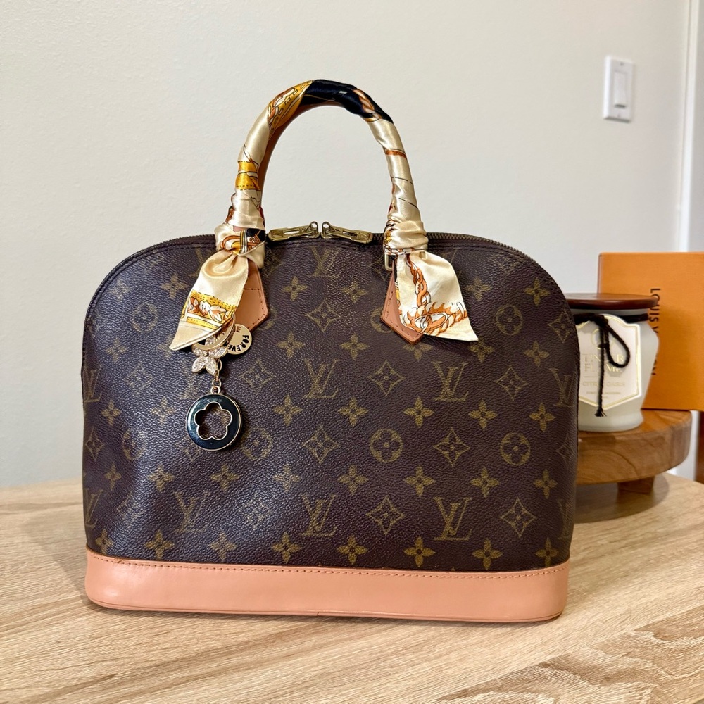 🧡AUTHENTIC Louis Vuitton Alma PM🧡